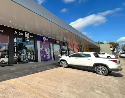 Coleção de roupas da DUSSTATES